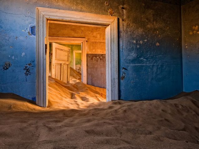 kolmanskop-namibia_3749_990x742